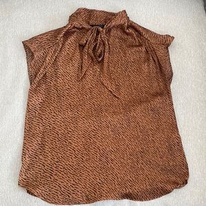 Banana republic silk blouse.